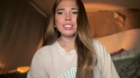 Snapshot of sweetalexa19 chatting on February 12, 6:40 pm alexa your one and only queen online show from February 12, 6:40 pm