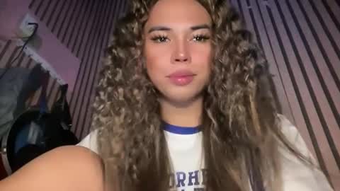 Snapshot of sweetalexa19 chatting on October 14, 4:59 am alexa your one and only queen online show from October 14, 4:59 am