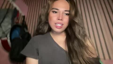 Snapshot of sweetalexa19 chatting on October 15, 9:21 am alexa your one and only queen online show from October 15, 9:21 am