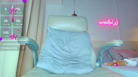 Snapshot of sweetandreagil chatting on February 20, 7:19 pm Andrea Cheryl GiLandreagil80 In Instagram online show from February 20, 7:19 pm