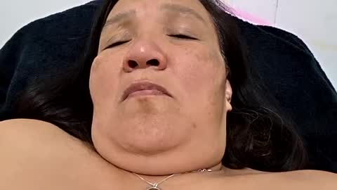 sweetbabe4u27 online show from July 8, 11:24 am