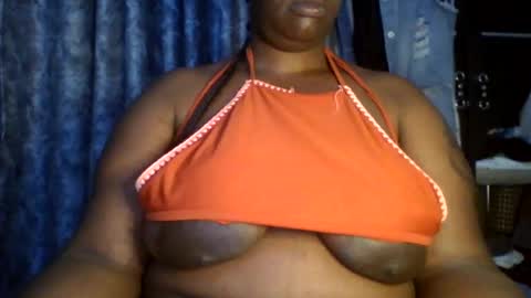 Snapshot of sweetbaby46 chatting on February 21, 2:28 am sweetbaby46 online show from February 21, 2:28 am