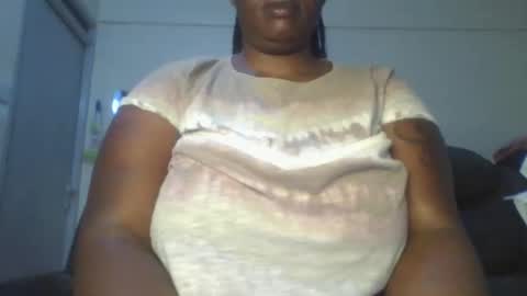 Snapshot of sweetbaby46 chatting on September 12, 3:52 am sweetbaby46 online show from September 12, 3:52 am