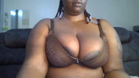 Snapshot of sweetbaby46 chatting on January 23, 5:02 am sweetbaby46 online show from January 23, 5:02 am