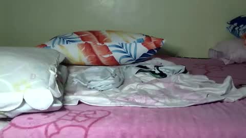 sweetbeverly4u online show from February 21, 6:27 am