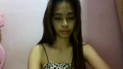 Snapshot of sweetchixxx chatting on January 27, 1:41 pm sweetchixxx online show from January 27, 1:41 pm