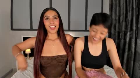 Eva Short hair girl  - Victoria Long red hair online show from November 19, 1:05 am