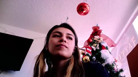 Dani   online show from December 8, 7:32 pm