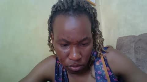 Snapshot of sweetdiva2012 chatting on January 22, 6:20 am sweetdiva2012 online show from January 22, 6:20 am