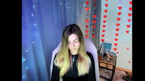 sweetfoyou online show from March 13, 7:00 am