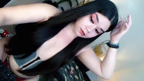 May online show from January 19, 1:37 am