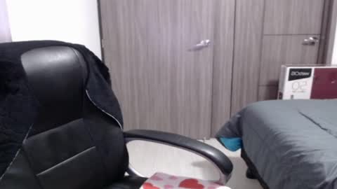 Any online show from February 6, 3:09 pm