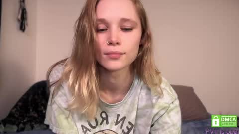 Snapshot of sweetgracee chatting on September 14, 2:25 am sweetgracee online show from September 14, 2:25 am