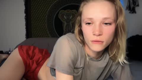 Snapshot of sweetgracee chatting on February 2, 4:05 am sweetgracee online show from February 2, 4:05 am