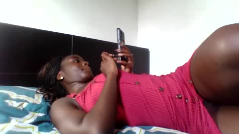 sweetgurl05 online show from July 7, 1:48 pm