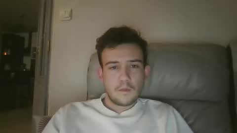 sweetguyss12 online show from February 11, 9:51 pm