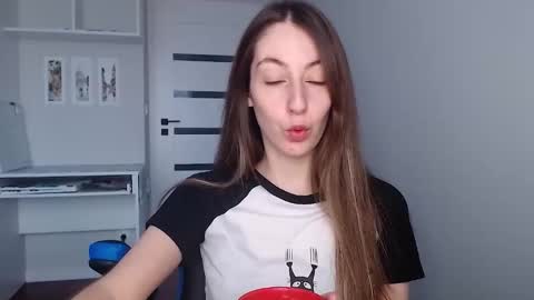 Emma  online show from November 17, 10:51 am