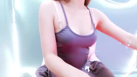 sweetie_bae99 online show from April 6, 3:48 am