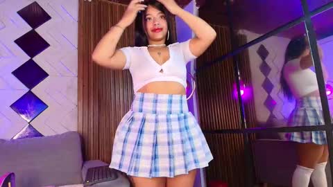 violeta online show from October 31, 11:21 am