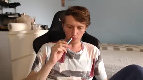 Cat online show from March 21, 8:19 am