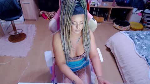 jessica online show from October 17, 10:25 pm