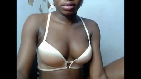 zuri online show from July 25, 11:57 pm