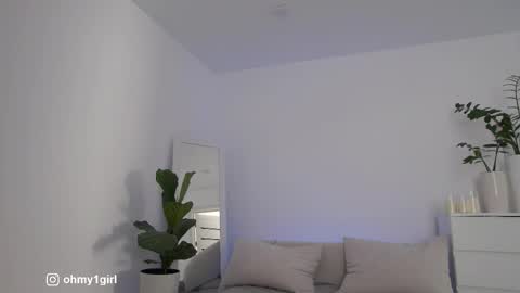 SweetKira1 online show from October 26, 12:06 pm