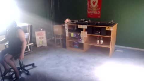 sweetlouise69 online show from July 10, 6:18 am