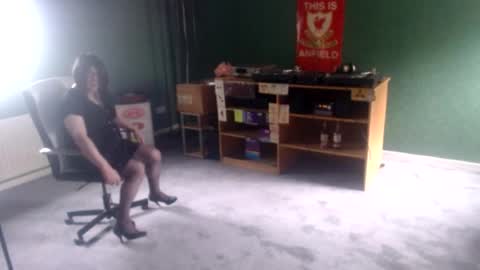sweetlouise69 online show from July 18, 12:29 pm