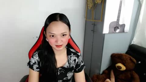 lilcherry online show from July 23, 6:33 am