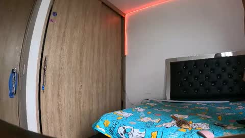 Snapshot of sweetmagic6 chatting on October 27, 12:49 pm sweetmagic6 online show from October 27, 12:49 pm