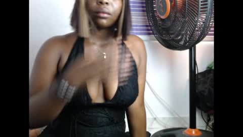 sweetnectarx online show from November 17, 11:02 am