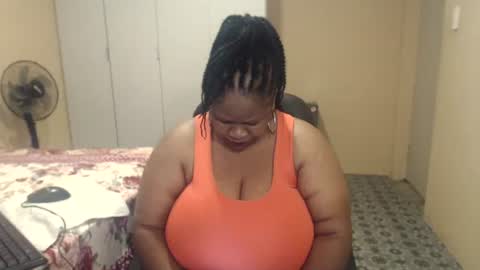 sweetnoziexxx online show from January 18, 6:33 am