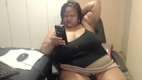 sweetnoziexxx online show from October 10, 6:08 am