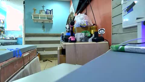 WeAim2PZzz online show from February 17, 7:47 am