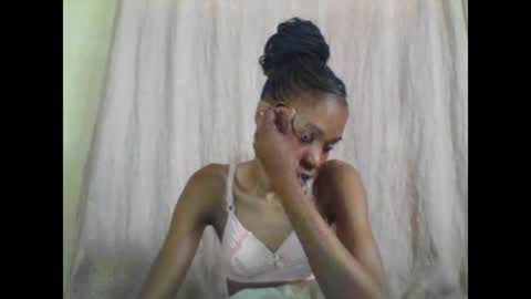 Snapshot of sweetpetite254 chatting on March 10, 12:17 pm ESTHER online show from March 10, 12:17 pm