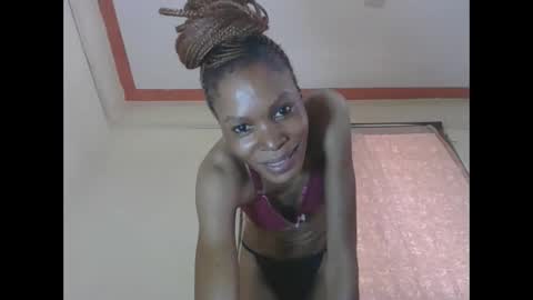 ESTHER online show from April 11, 7:45 am