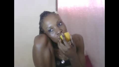 ESTHER online show from October 6, 8:10 am