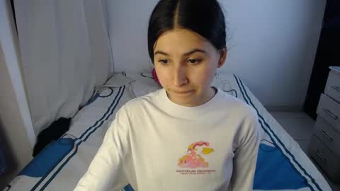 Caro  Lily online show from October 31, 4:02 am