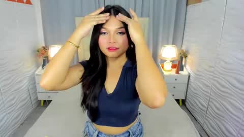 angelica online show from December 12, 4:10 pm