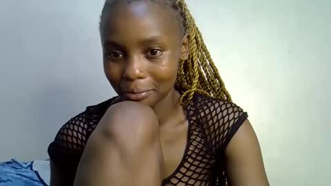 Lilly online show from April 16, 9:37 pm