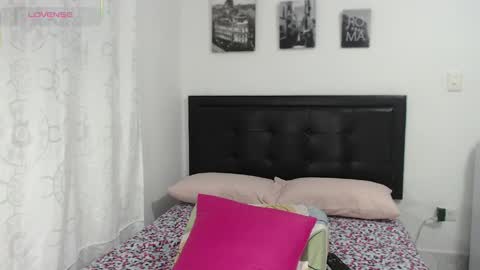 Stormi online show from April 3, 8:10 am