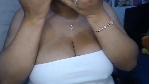 sweett_candy1 online show from October 21, 3:11 am