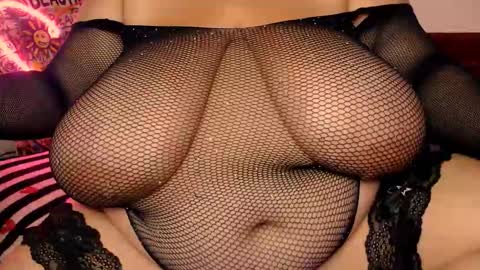 Maya online show from September 9, 2:06 pm