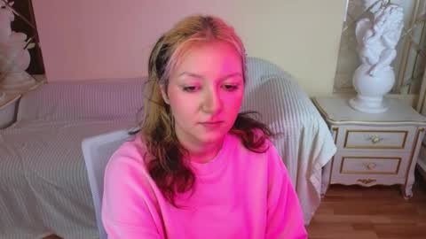 Hot Candy online show from November 28, 12:01 pm