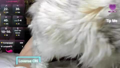 Mia online show from February 19, 11:37 pm