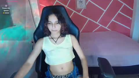 sweety_dreamgirl online show from October 27, 9:04 pm