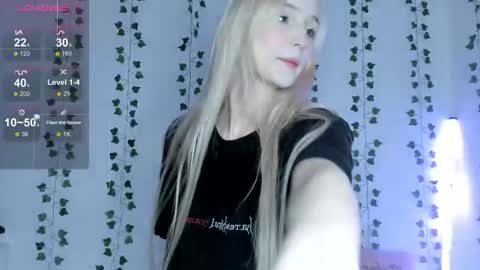 l1sa spears online show from October 19, 8:02 pm