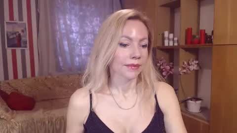 Sweety friend online show from April 13, 3:55 am