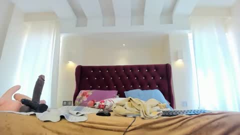 shawtyshasha online show from November 17, 7:44 am